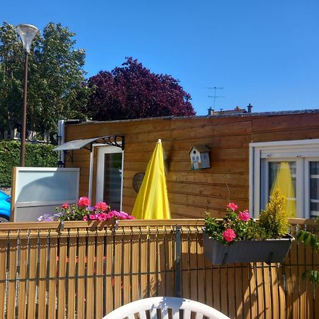 Les Herissons De La Baie Bed & Breakfast Понторсон Екстериор снимка